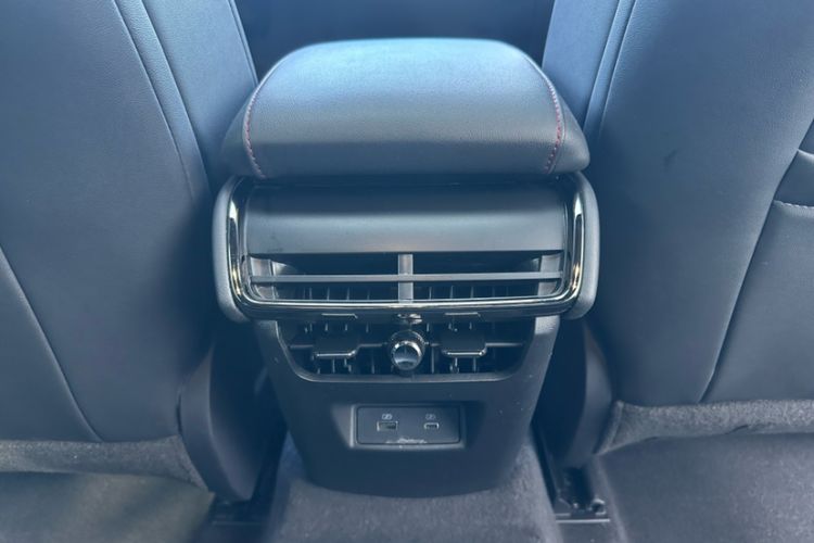 Used Ford Mondeo 2023 EcoBoost 180 Comfort Model Interior 3