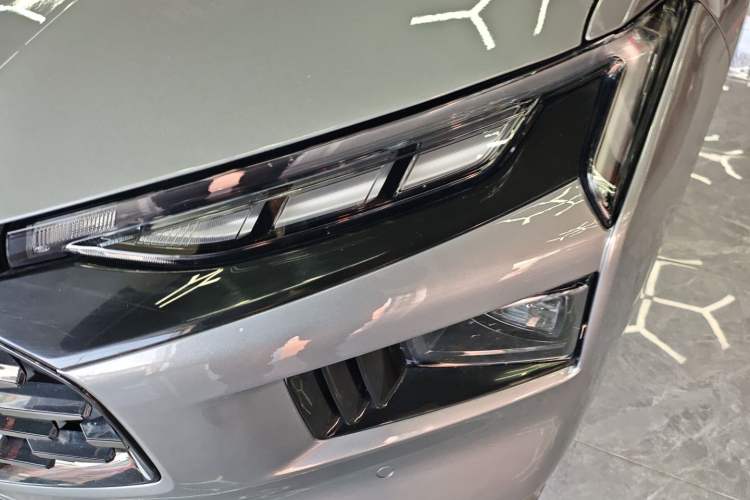 Used Ford Mondeo 2023 EcoBoost 245 Ultimate Model Left Front Headlight