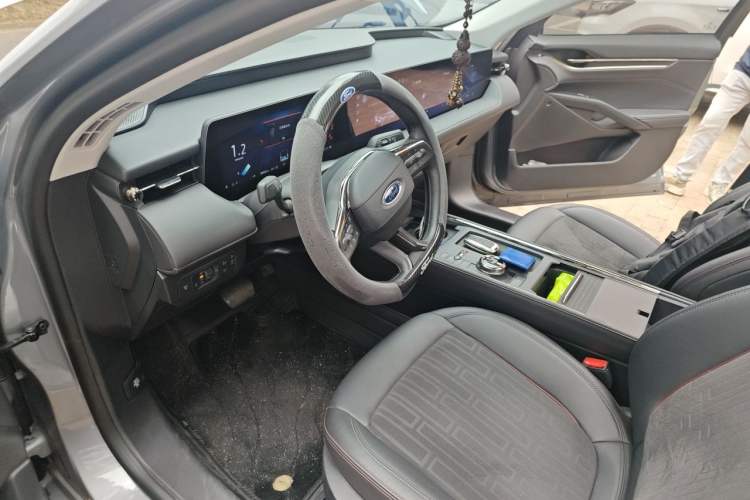 Used Ford Mondeo 2023 EcoBoost 180 Luxury Model Left Front Seat