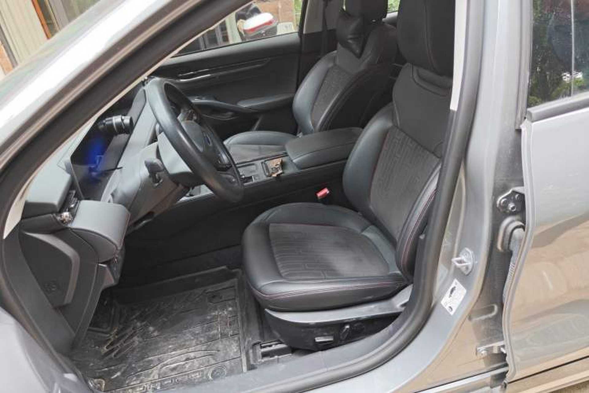 Used Ford Mondeo 2023 1.5T E-Hybrid Luxury Version Left Front Seat
