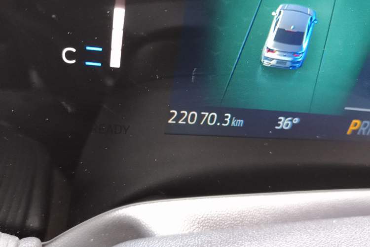 Used Ford Mondeo 2023 EcoBoost 180 Comfort Model Odometer Close Up