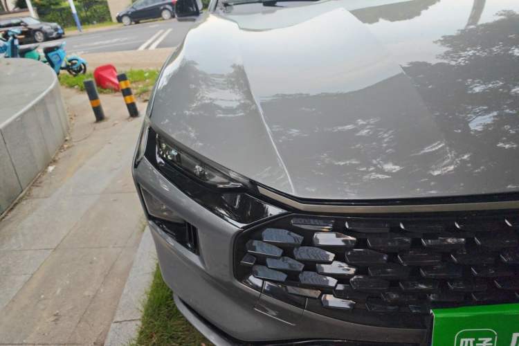 Used Ford Mondeo 2023 EcoBoost 245 Luxury Model Right Front Headlight
