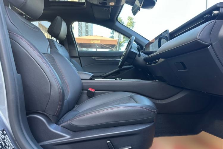 Used Ford Mondeo 2023 EcoBoost 180 Comfort Model Right Front Seat