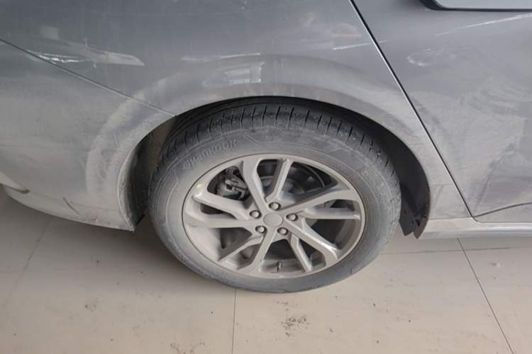 Used Ford Mondeo 2023 EcoBoost 245 Luxury Model Right Rear Wheel Hub