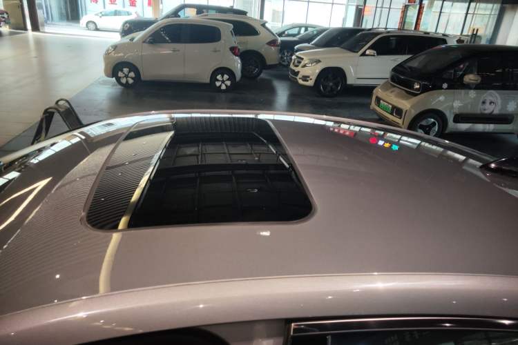 Used Ford Mondeo 2023 EcoBoost 180 Comfort Model Roof