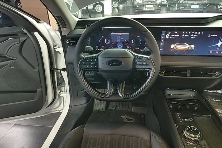 Used Ford Mondeo 2023 EcoBoost 245 Luxury Model Steering Wheel