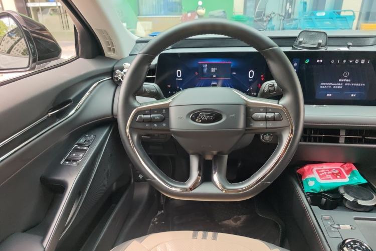 Used Ford Mondeo 2023 EcoBoost 245 Luxury Model Steering Wheel