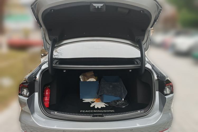 Used Ford Mondeo 2023 EcoBoost 245 Luxury Model Trunk