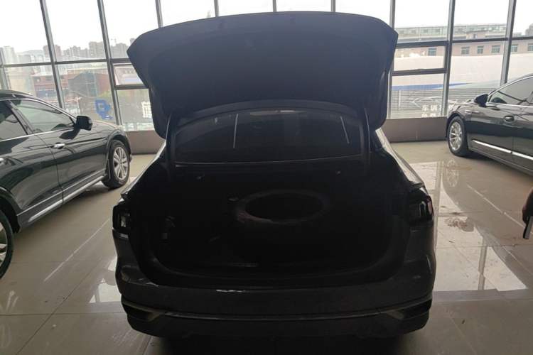 Used Ford Mondeo 2023 EcoBoost 245 Luxury Model Trunk