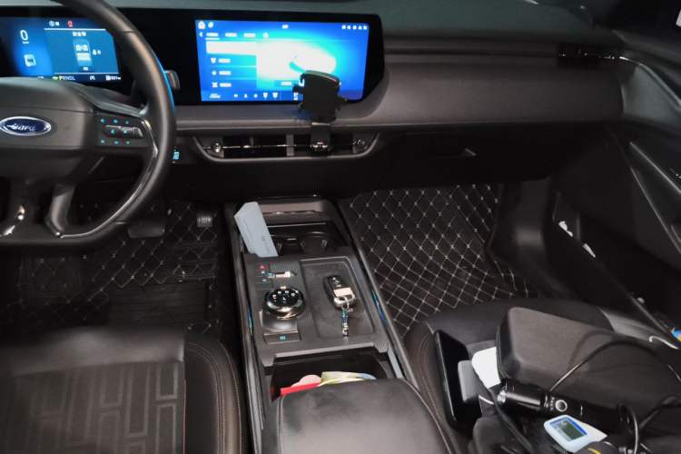 Used Ford Mondeo 2023 EcoBoost 180 Comfort Model Audio And AC Panel