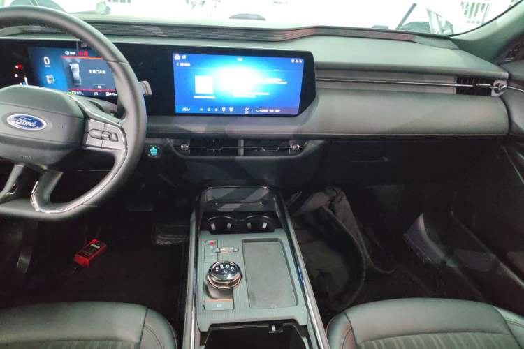 Used Ford Mondeo 2023 EcoBoost 180 Comfort Model Audio And AC Panel