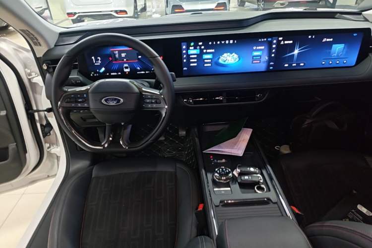 Used Ford Mondeo 2023 EcoBoost 180 Luxury Model Audio And AC Panel