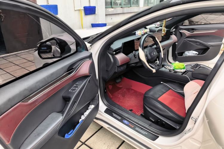 Used Ford Mondeo 2023 EcoBoost 180 Ultimate Model Driver Seat
