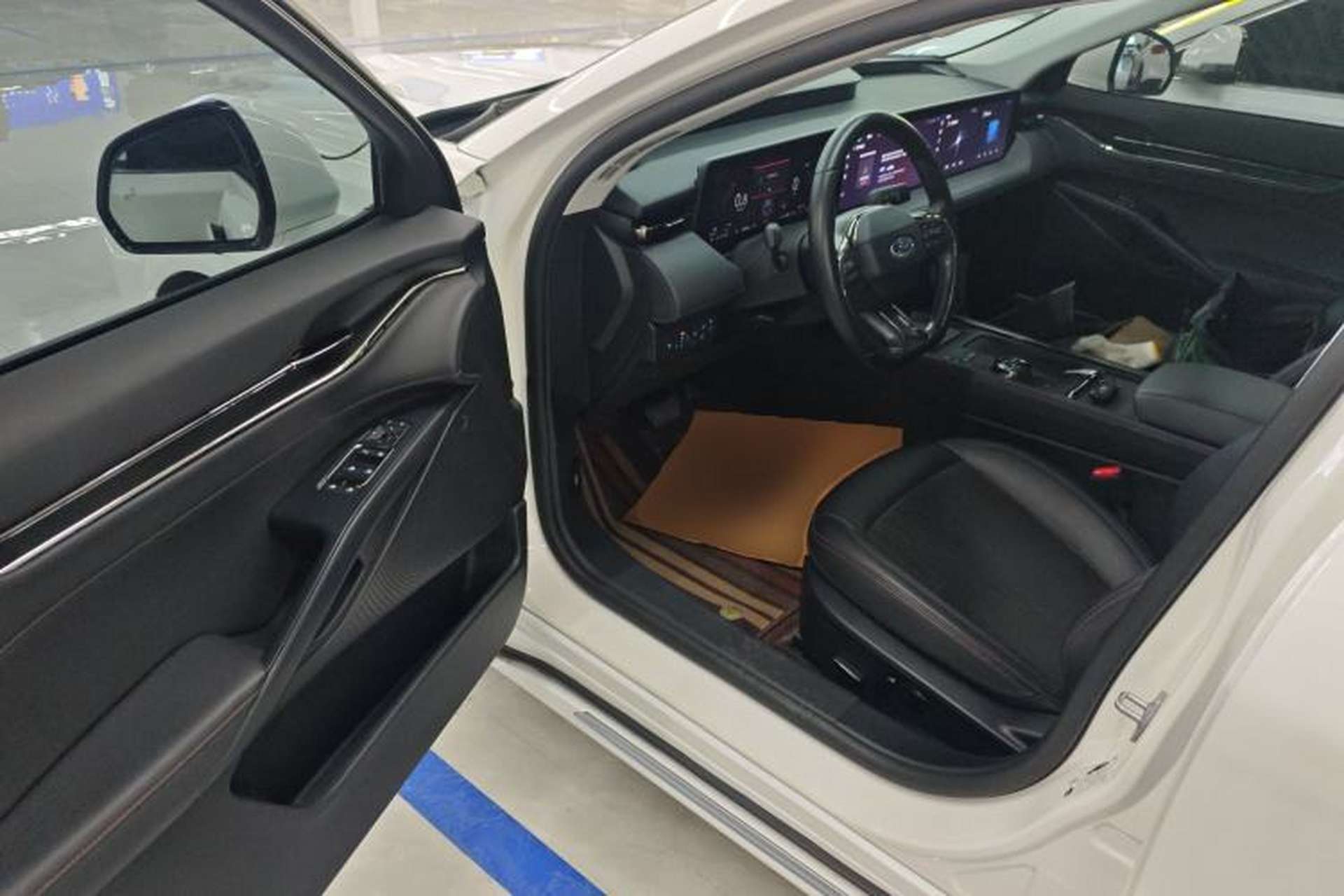 Used Ford Mondeo 2023 EcoBoost 180 Luxury Model Driver Seat