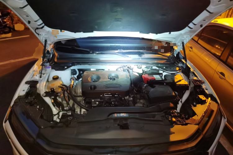 Used Ford Mondeo 2023 EcoBoost 180 Luxury Model Engine Bay