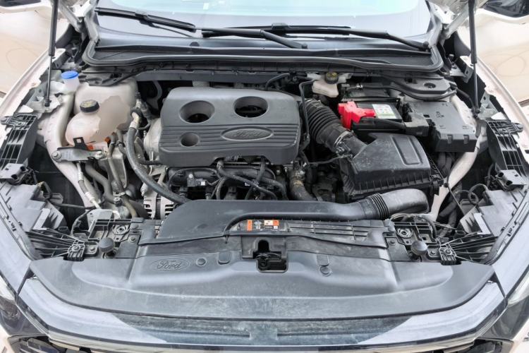 Used Ford Mondeo 2023 EcoBoost 180 Ultimate Model Engine Bay