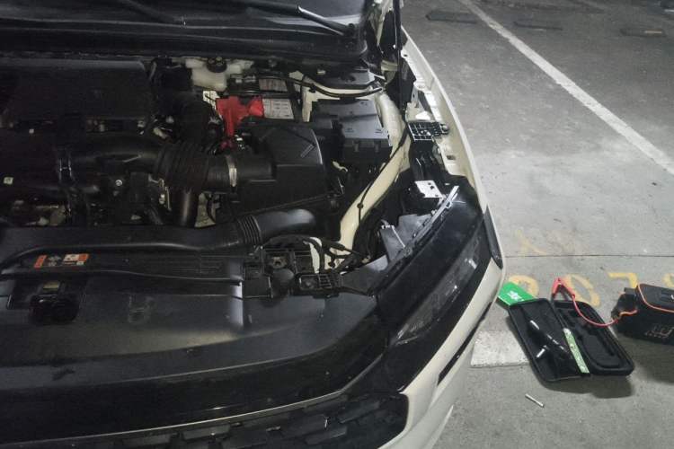 Used Ford Mondeo 2023 EcoBoost 245 Luxury Model Engine Bay Left