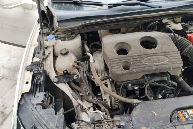 Used Ford Mondeo 2023 EcoBoost 180 Comfort Model Engine Bay Right