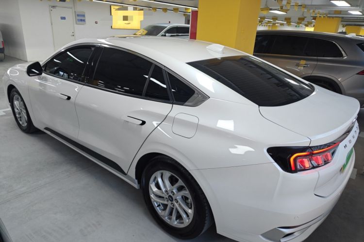 Used Ford Mondeo 2023 EcoBoost 180 Comfort Model Exterior 3