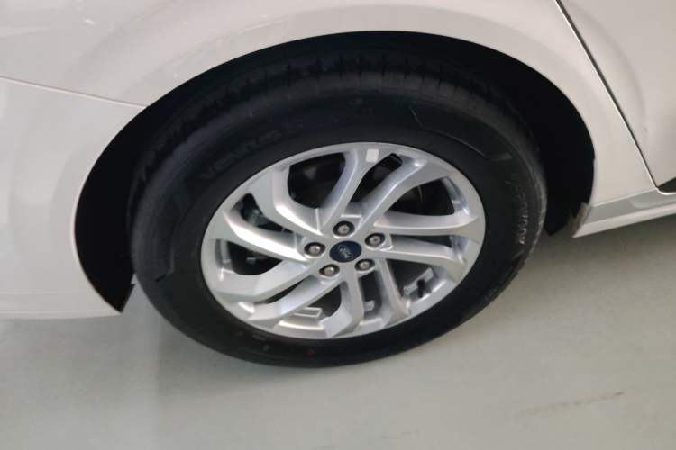 Used Ford Mondeo 2023 EcoBoost 180 Comfort Model Exterior 5