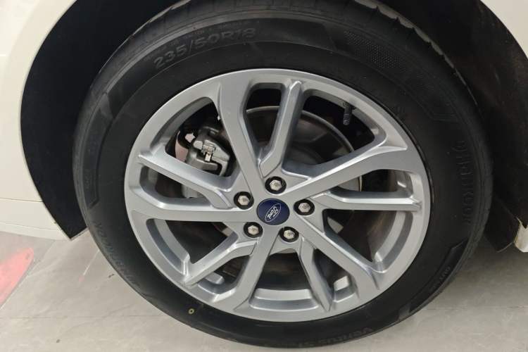 Used Ford Mondeo 2023 EcoBoost 180 Luxury Model Exterior 5
