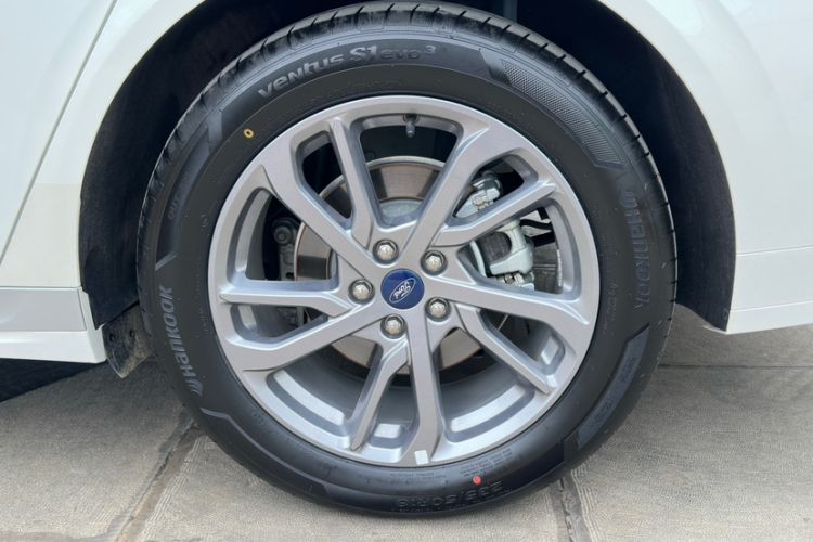 Used Ford Mondeo 2023 EcoBoost 245 Luxury Model Exterior 6