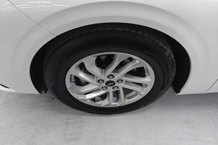 Used Ford Mondeo 2023 EcoBoost 180 Comfort Model Exterior 7
