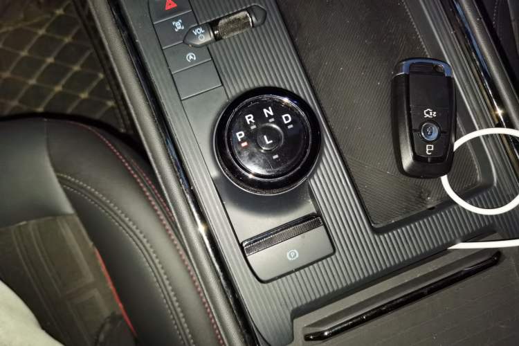 Used Ford Mondeo 2023 EcoBoost 180 Luxury Model Gear Lever