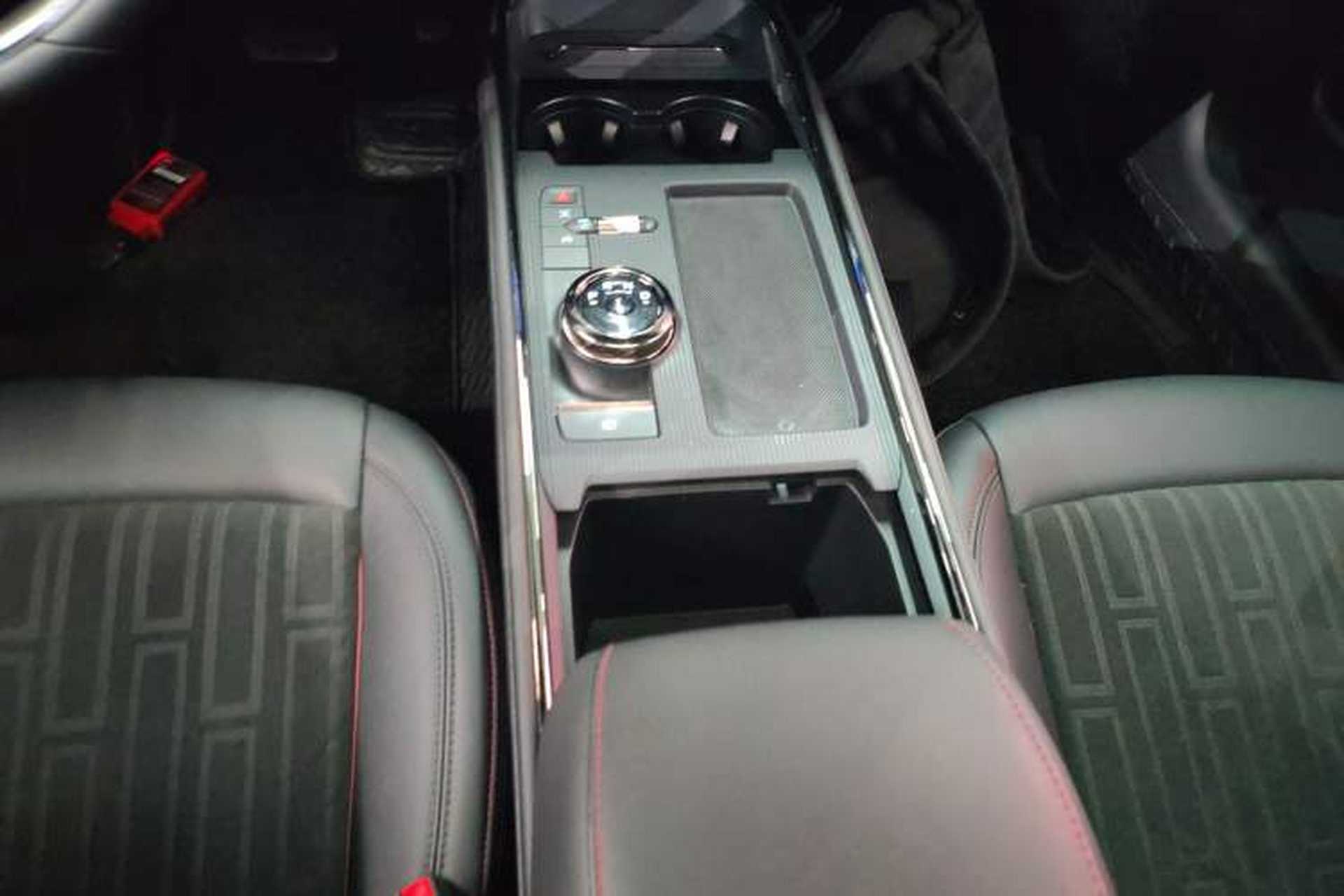 Used Ford Mondeo 2023 EcoBoost 180 Comfort Model Gear Lever