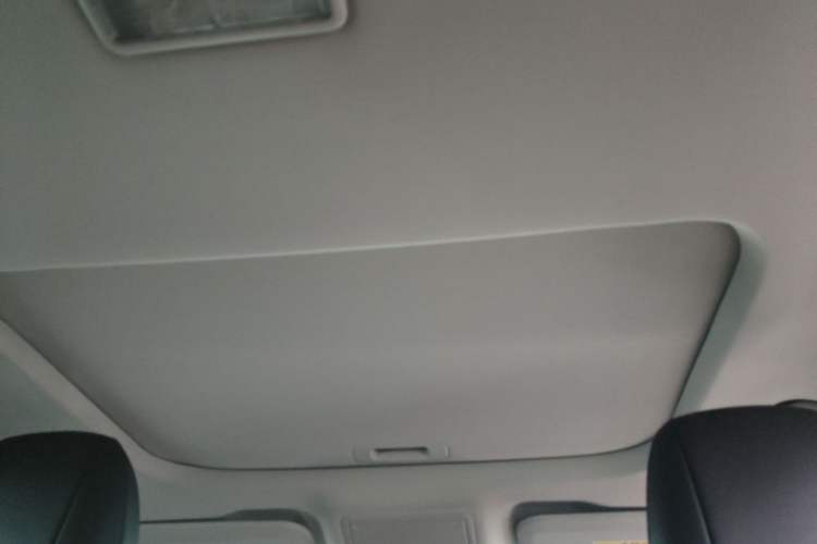 Used Ford Mondeo 2023 EcoBoost 245 Luxury Model Headliner