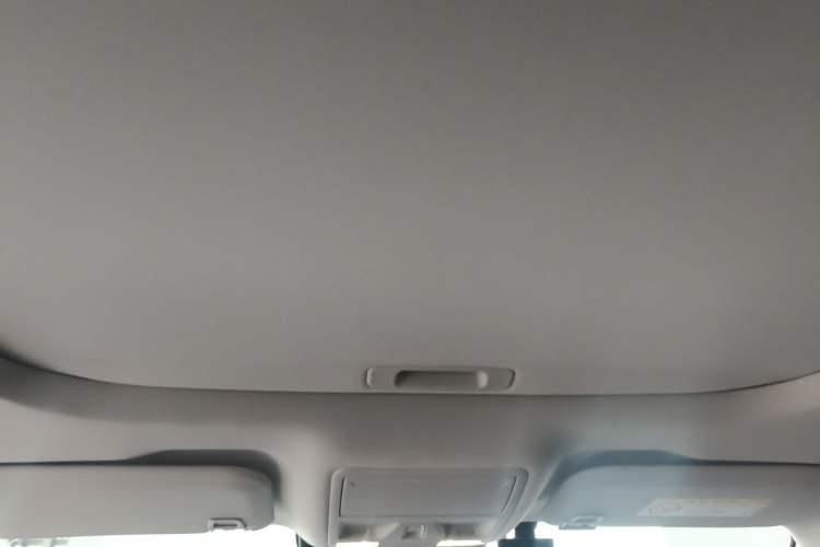 Used Ford Mondeo 2023 EcoBoost 180 Luxury Model Headliner