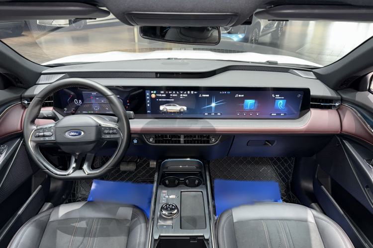 Used Ford Mondeo 2023 EcoBoost 245 Ultimate Model Interior 1