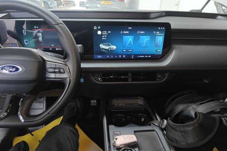 Used Ford Mondeo 2023 EcoBoost 180 Comfort Model Interior 2