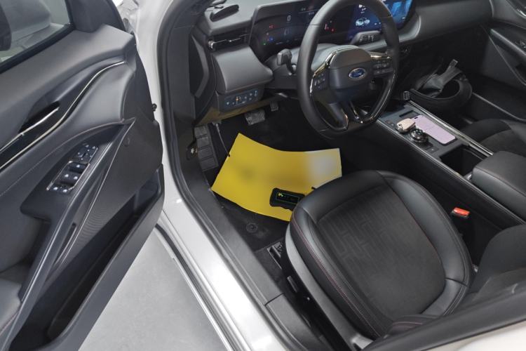 Used Ford Mondeo 2023 EcoBoost 180 Comfort Model Interior 3