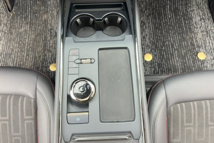 Used Ford Mondeo 2023 EcoBoost 245 Luxury Model Interior 5