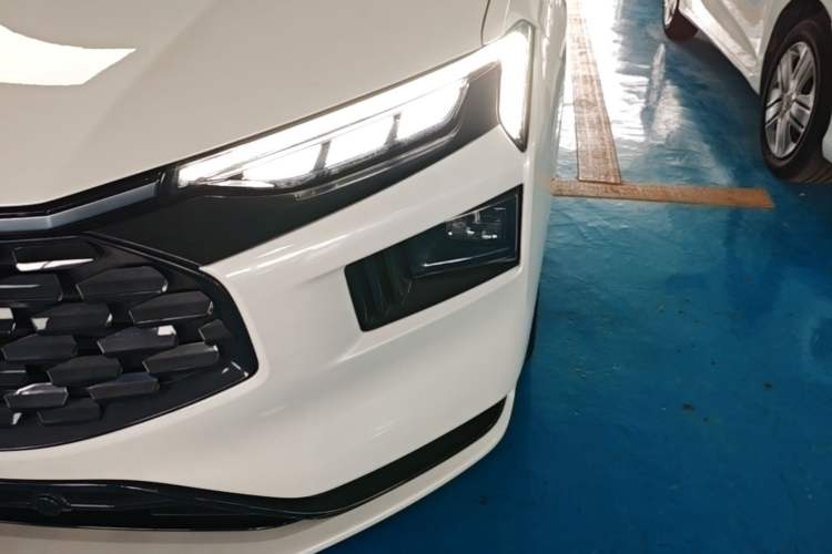 Used Ford Mondeo 2023 EcoBoost 245 Luxury Model Left Front Headlight