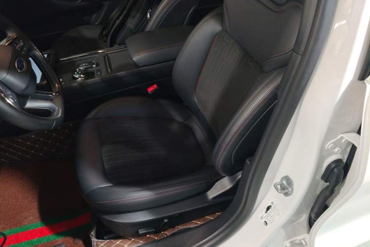 Used Ford Mondeo 2023 EcoBoost 180 Comfort Model Left Front Seat