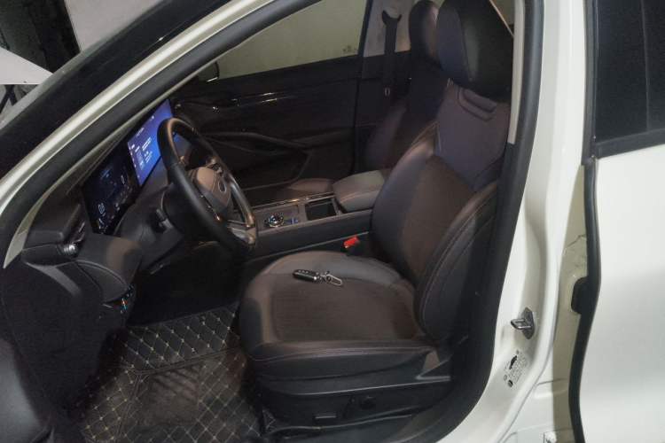 Used Ford Mondeo 2023 EcoBoost 245 Luxury Model Left Front Seat