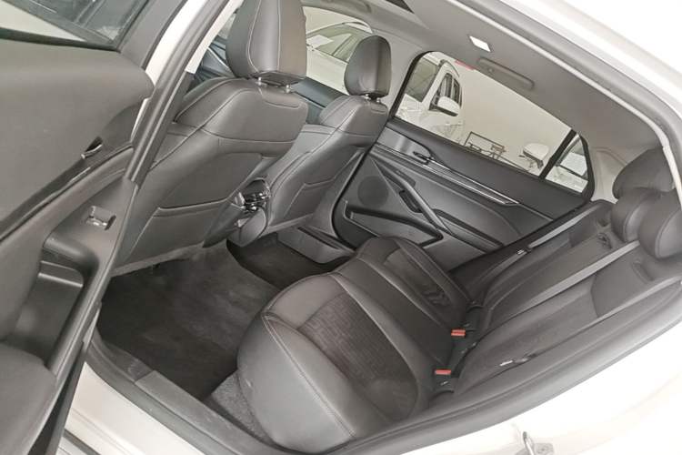 Used Ford Mondeo 2023 EcoBoost 180 Luxury Model Left Rear Seat