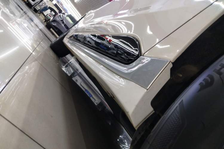 Used Ford Mondeo 2023 EcoBoost 245 Luxury Model Left Side Sill