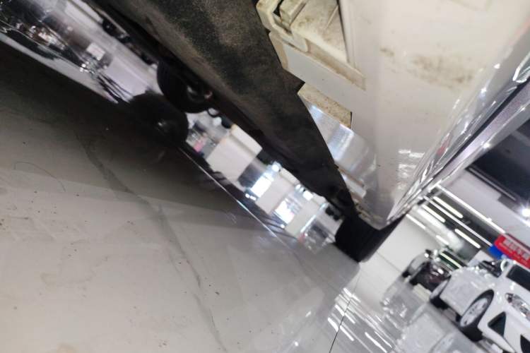 Used Ford Mondeo 2023 EcoBoost 180 Comfort Model Left Side Sill