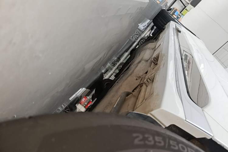 Used Ford Mondeo 2023 EcoBoost 180 Luxury Model Left Side Sill