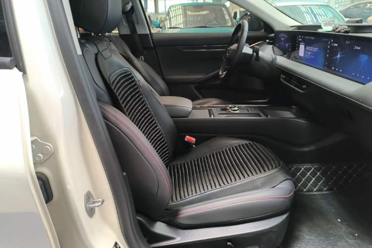 Used Ford Mondeo 2023 EcoBoost 245 Luxury Model Right Front Seat