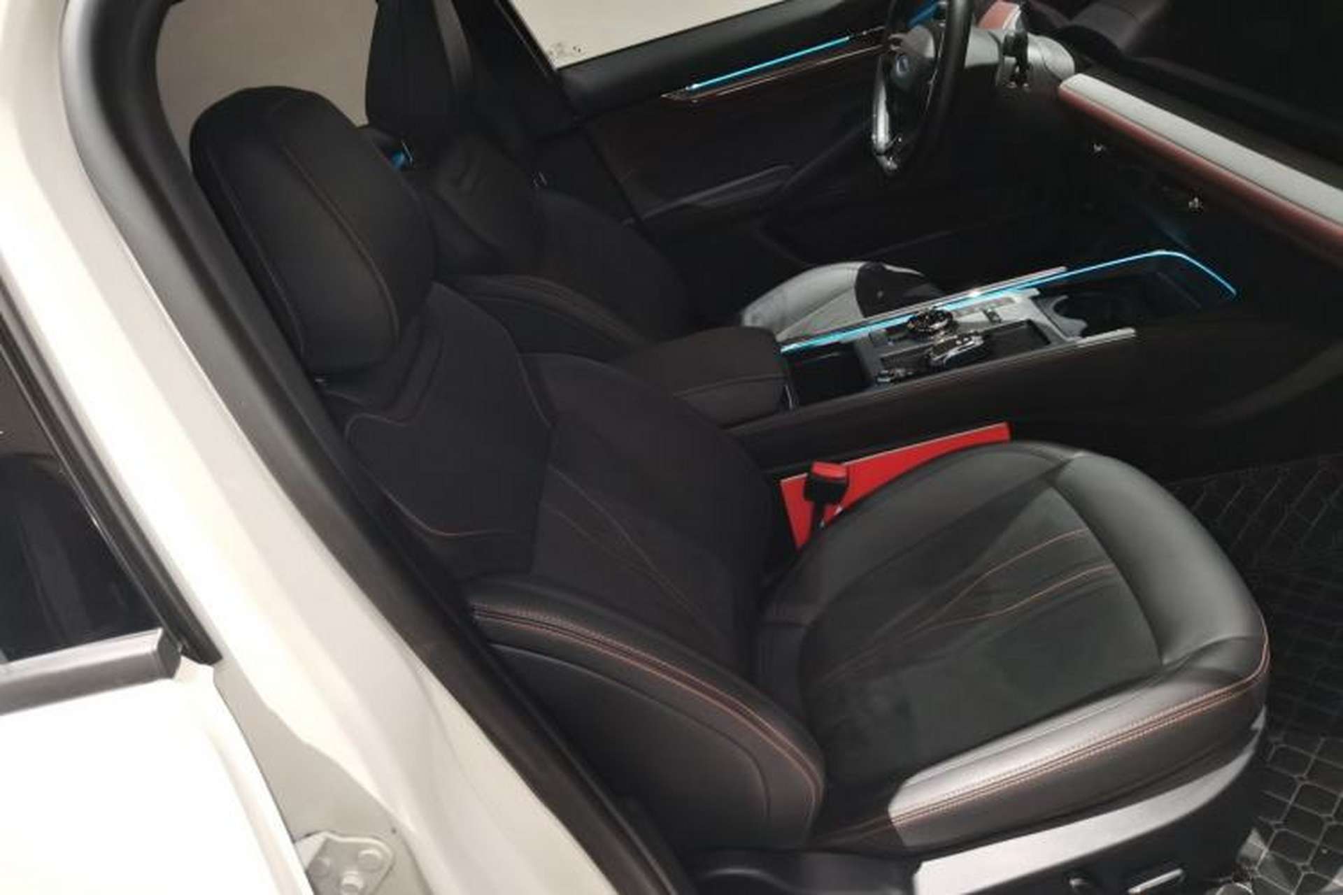 Used Ford Mondeo 2023 EcoBoost 245 Ultimate Model Right Front Seat