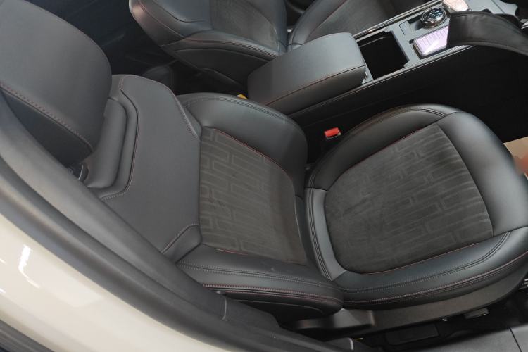 Used Ford Mondeo 2023 EcoBoost 180 Comfort Model Right Front Seat