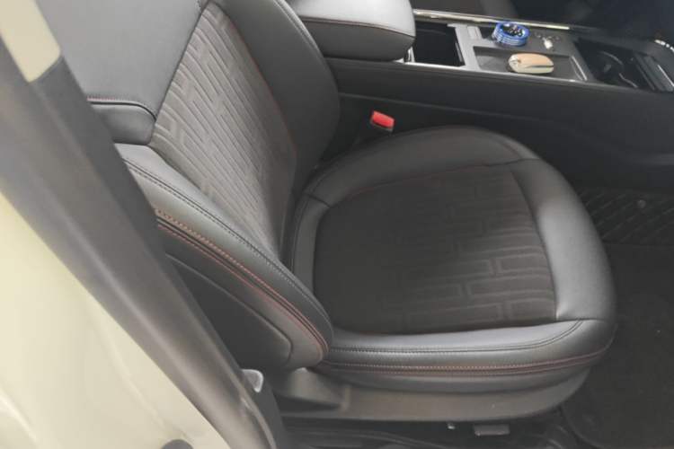 Used Ford Mondeo 2023 EcoBoost 245 Luxury Model Right Front Seat