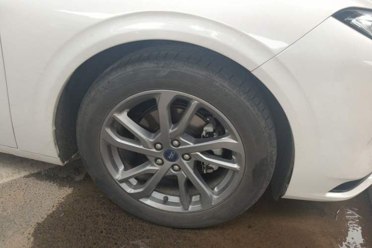 Used Ford Mondeo 2023 EcoBoost 180 Luxury Model Right Front Wheel Hub