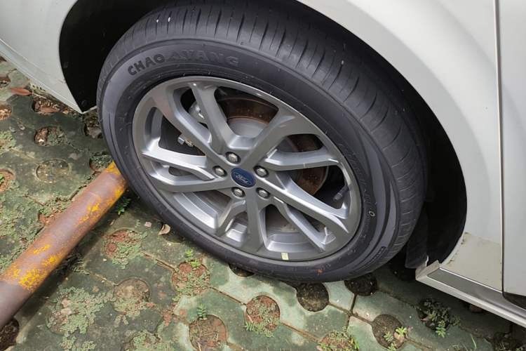 Used Ford Mondeo 2023 EcoBoost 245 Luxury Model Right Rear Wheel Hub