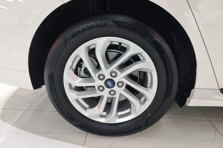 Used Ford Mondeo 2023 EcoBoost 180 Comfort Model Right Rear Wheel Hub
