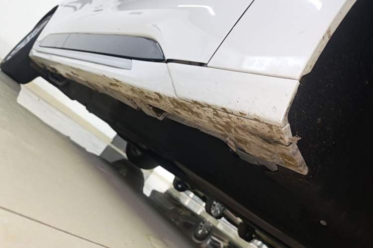 Used Ford Mondeo 2023 EcoBoost 180 Luxury Model Right Side Sill